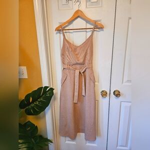 Elegant Tan Dress w/pockets